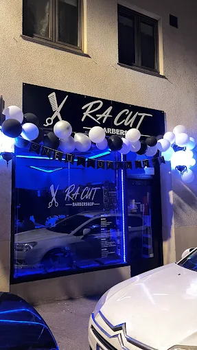 Außenansicht des RA CUT Barbershops in Stammheim